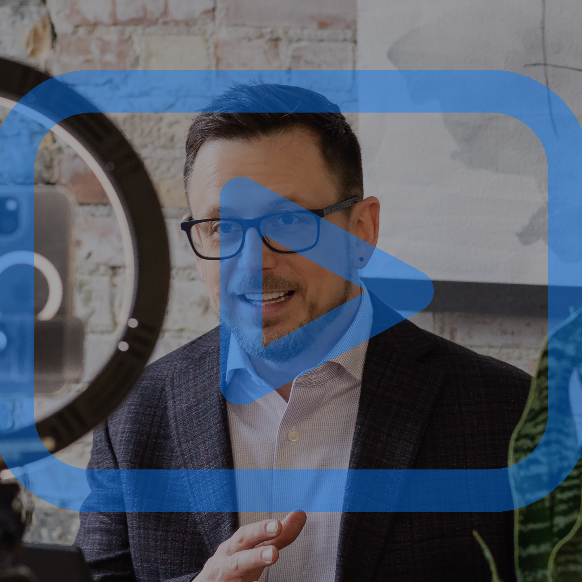 Gregory from Contentr shooting a video.